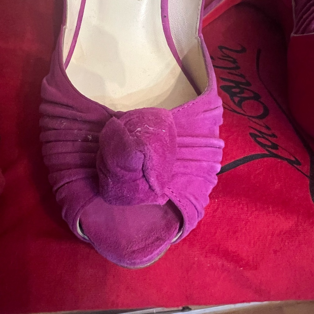 Christian Louboutin Vibrant Fuchsia Heels - Picture 6 of 8